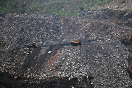           Coal India to o...