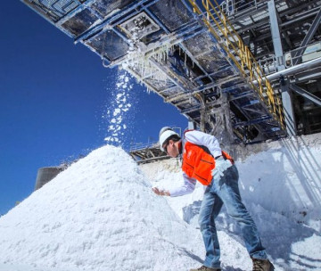 Lithium industry bemoans ‘paradox’ of low prices, rising demand
