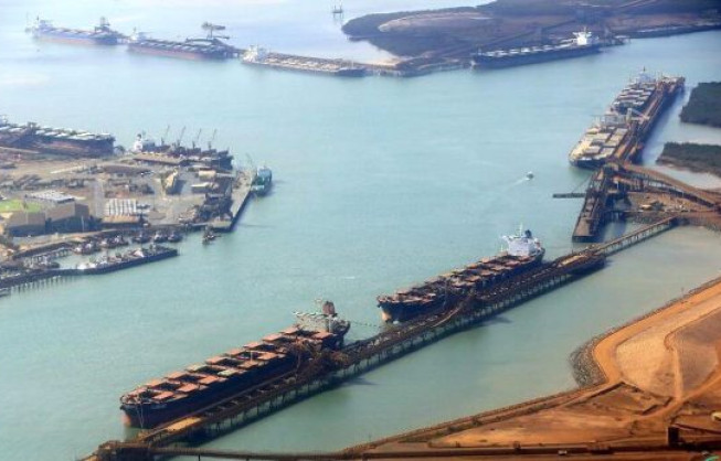 تجارت حدود 800 میلیون دلاری محصولات معدنی ایران و عمان