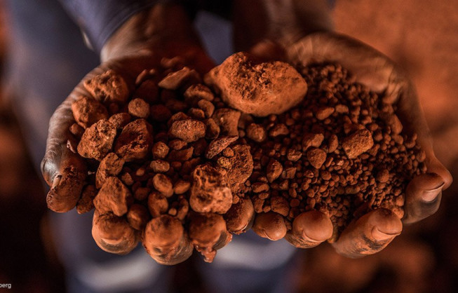 Bauxite miners urge Indonesia to rethink export ban as deadline looms