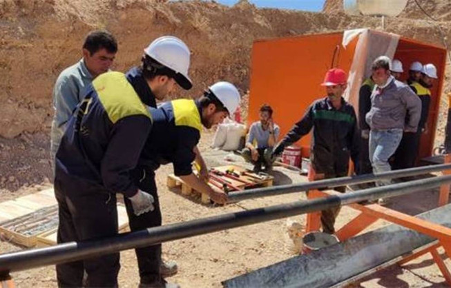 فرخوان دوره آموزشی تربیت کارور دستگاه حفاری