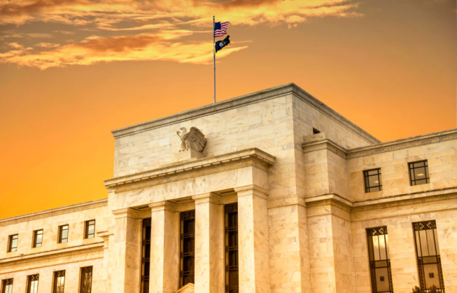 Gold price extends over 6-month peak as dovish Fed expectations prevail