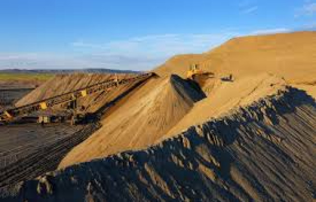 Uzbek gold miner said to eye $20 billion value in dual listing