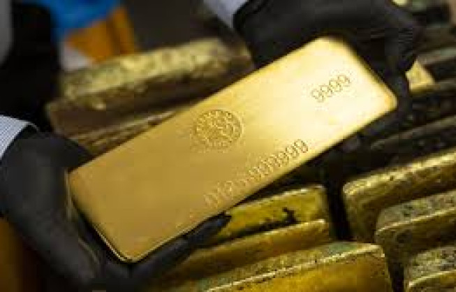 Gold price extends record on US-China tensions and Fed rate-cut bets