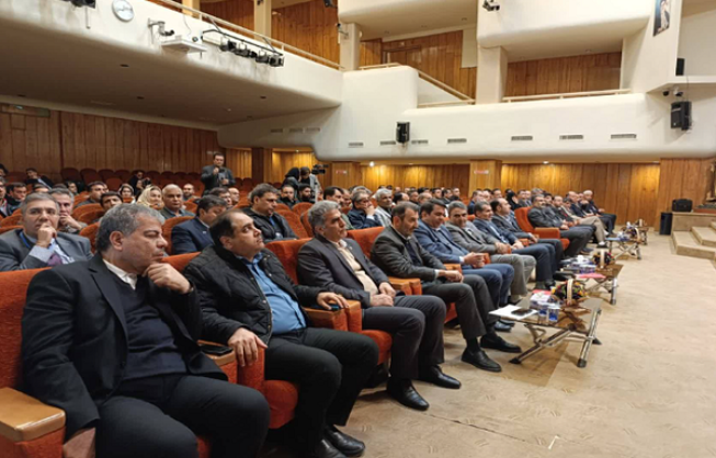 رییس هیات عامل ایمیدرو در همایش اکتشاف دانشگاه باهنر مطرح کرد؛  برنامه‌ریزی ایمیدرو برای اکتشاف معادن در کلاس جهانی